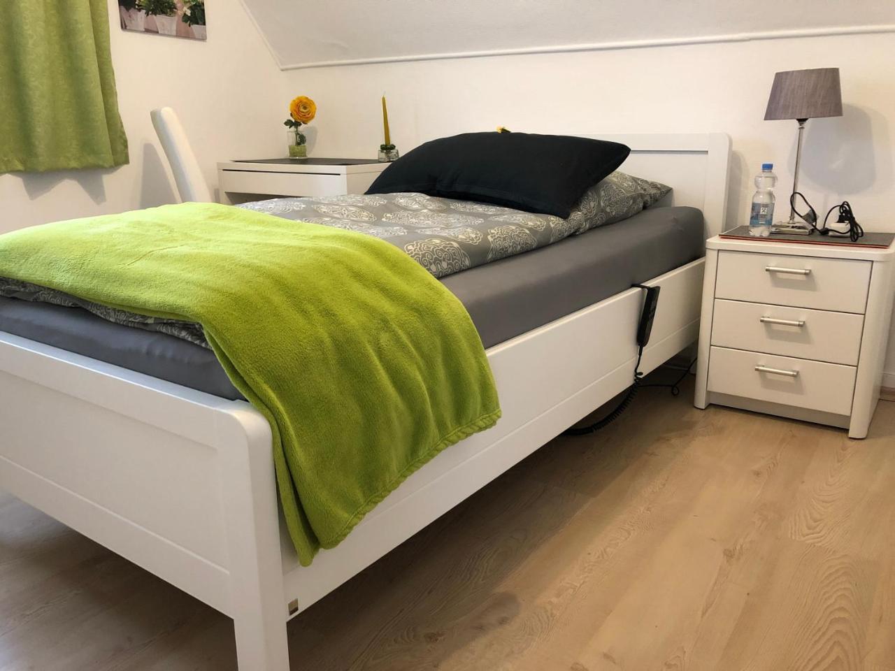 Messezimmer 4U Dusseldorf Ngoại thất bức ảnh
