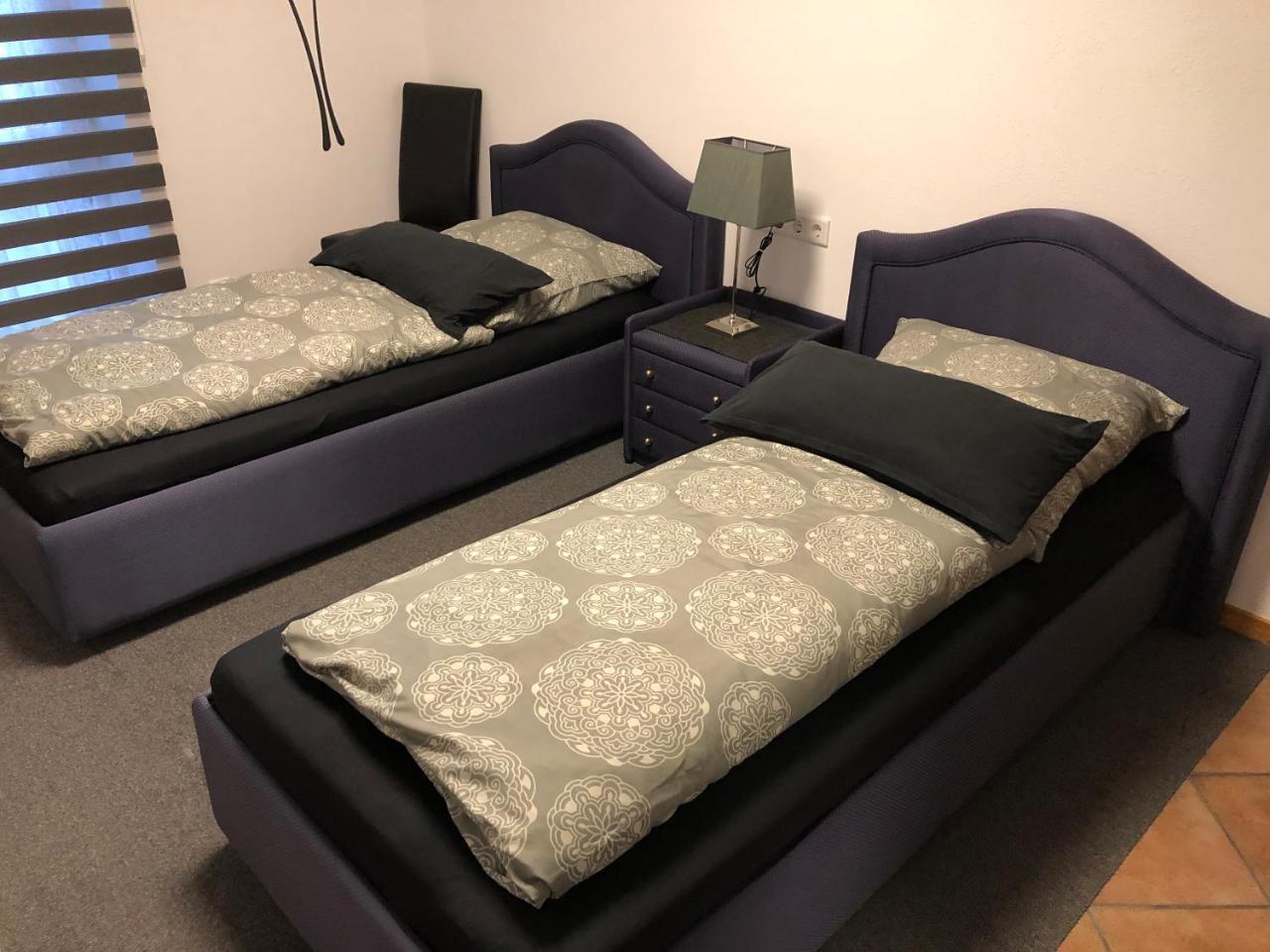 Messezimmer 4U Dusseldorf Ngoại thất bức ảnh